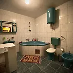 Backpackers * Mostar