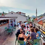 Hostel Backpackers *