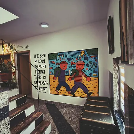 Backpackers אכסניה מוסטר