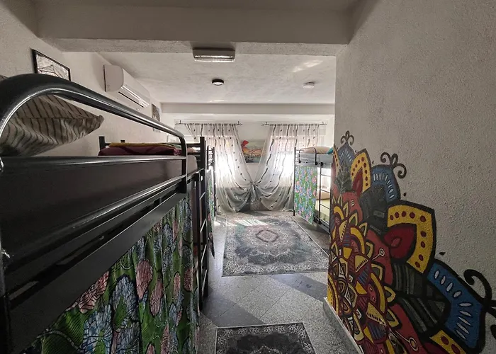 Backpackers אכסניה