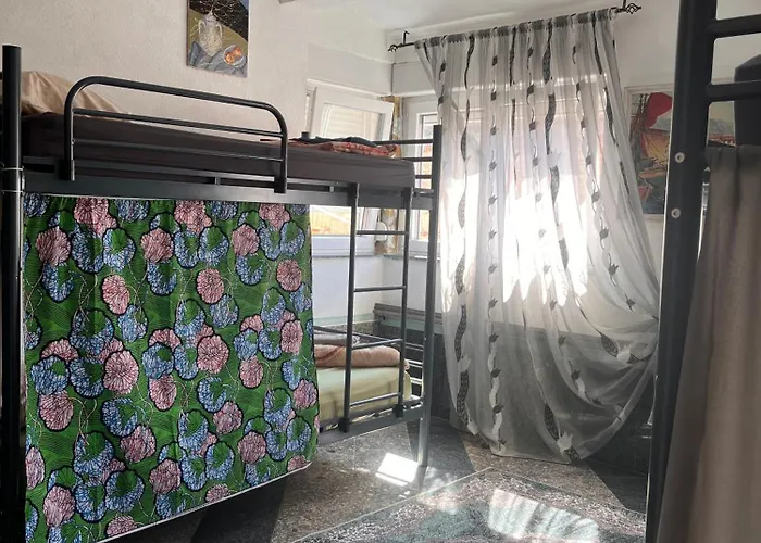 אכסניה Backpackers